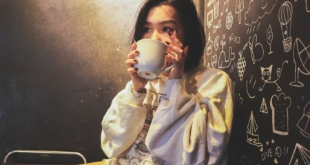 成都相亲网站：结婚纪念日送老婆什么礼物好？