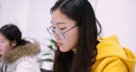 成都婚介机构相亲恋爱过程中女生需要确定的一些问题