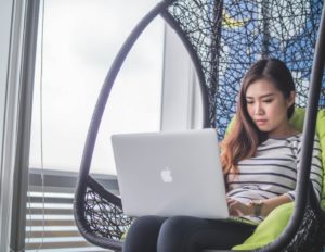 成都婚介机构：90后被催婚的困局如何理性看待？