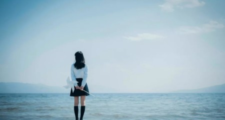 看着高冷的女生_实则很好追